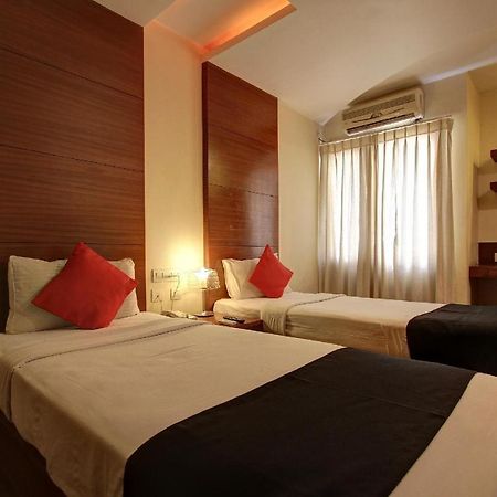 Amaran Hotels מדוראי מראה חיצוני תמונה