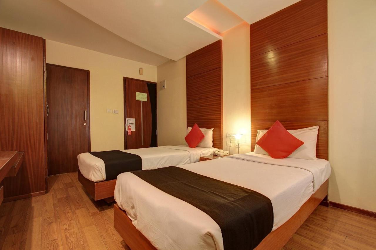 Amaran Hotels מדוראי מראה חיצוני תמונה